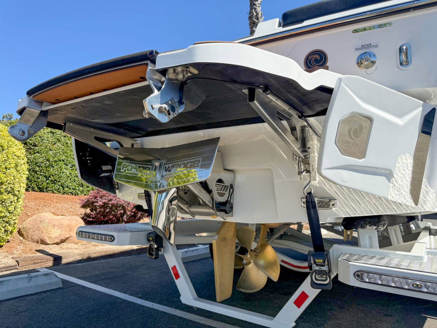 2026 Malibu Boats 25 LSV