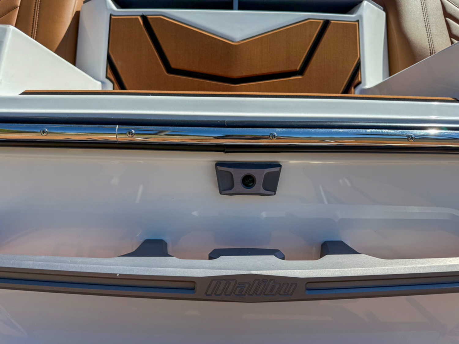 2026 Malibu Boats 25 LSV