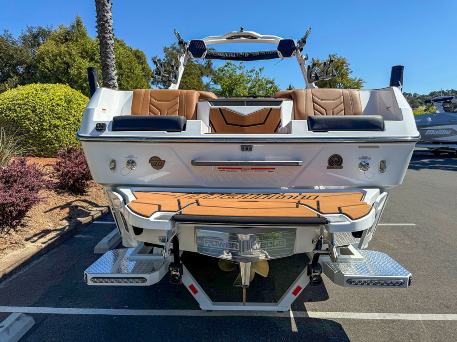 2026 Malibu Boats 25 LSV
