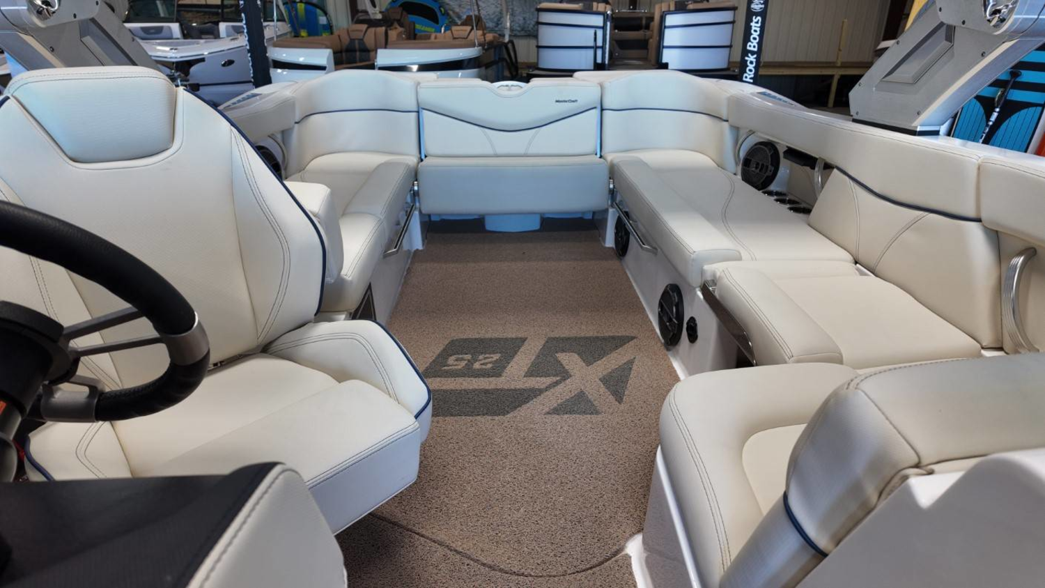 2022 Mastercraft XT25