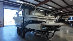2022-mastercraft-xt25-105284-image4