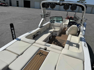2022 Mastercraft Boats XT25 for sale in Shell Knob, Missouri