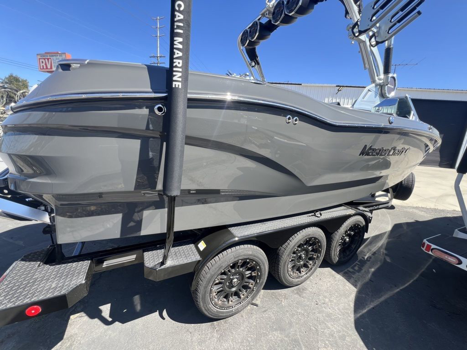 2021 Mastercraft X24