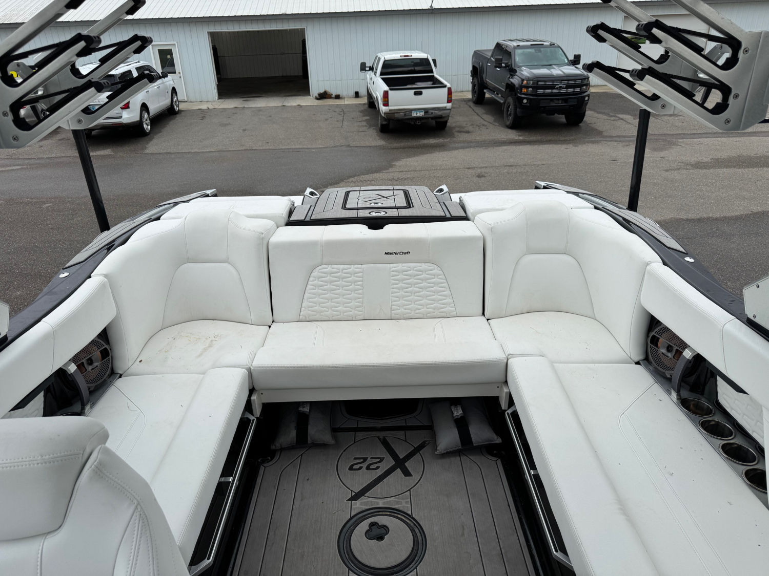 2022 MasterCraft X22