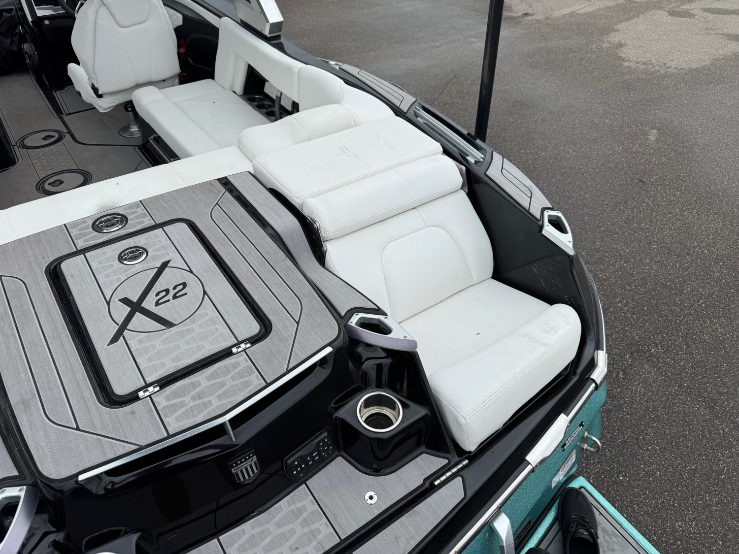 2022 MasterCraft X22