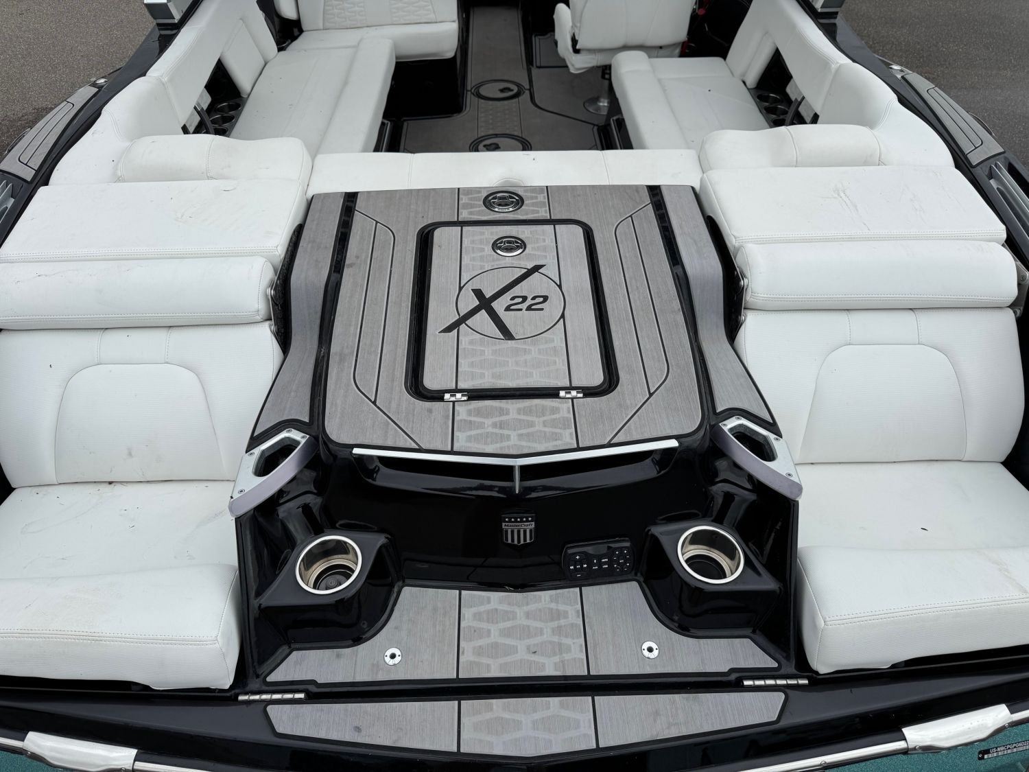 2022 MasterCraft X22