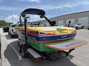 2009 Malibu Boats Wakesetter VLX for sale in Kimberling City, Missouri