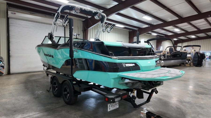 2022-mastercraft-nxt24-108475-image4