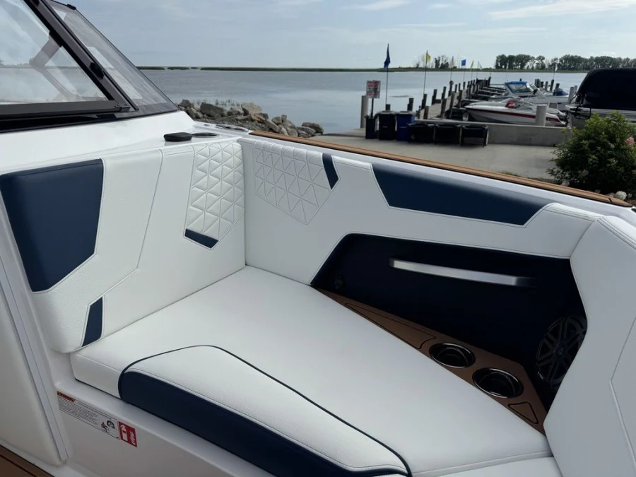 2026-nautique-gs22-108678-image12