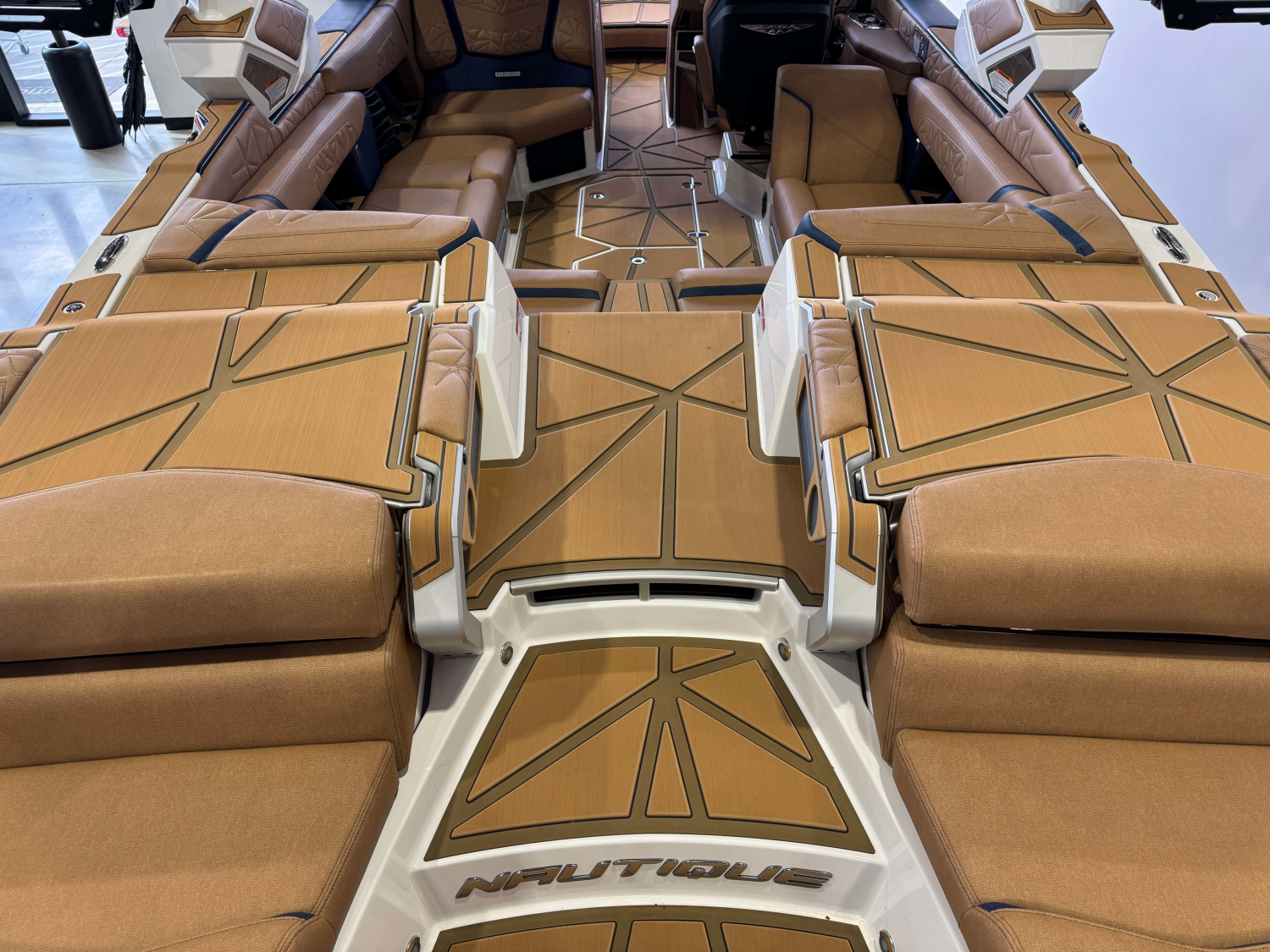 2026 Nautique Super Air Nautique G23 Paragon