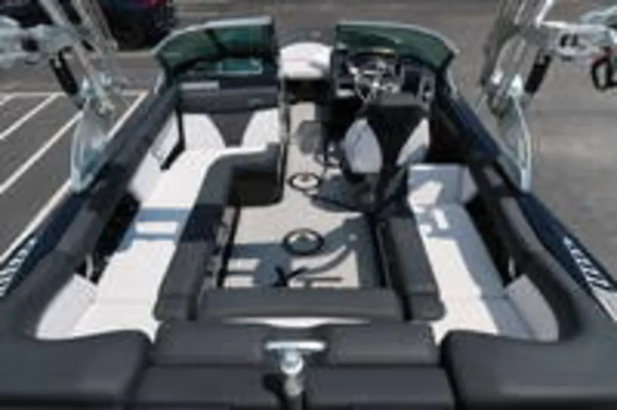 2019 Mastercraft XT22