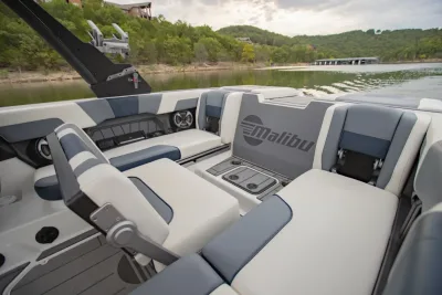 2021  Wakesetter 23 MXZ Malibu Boats for sale in Lampe Missouri