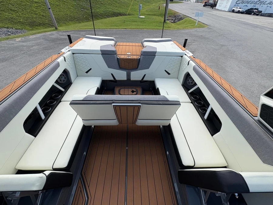 2026-nautique-gs24-110013-image11