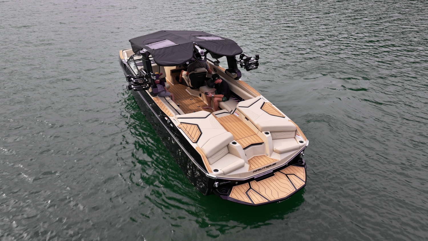 2026 Nautique G25