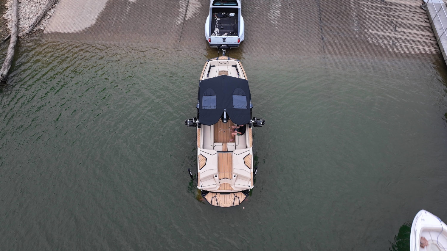 2026 Nautique G25