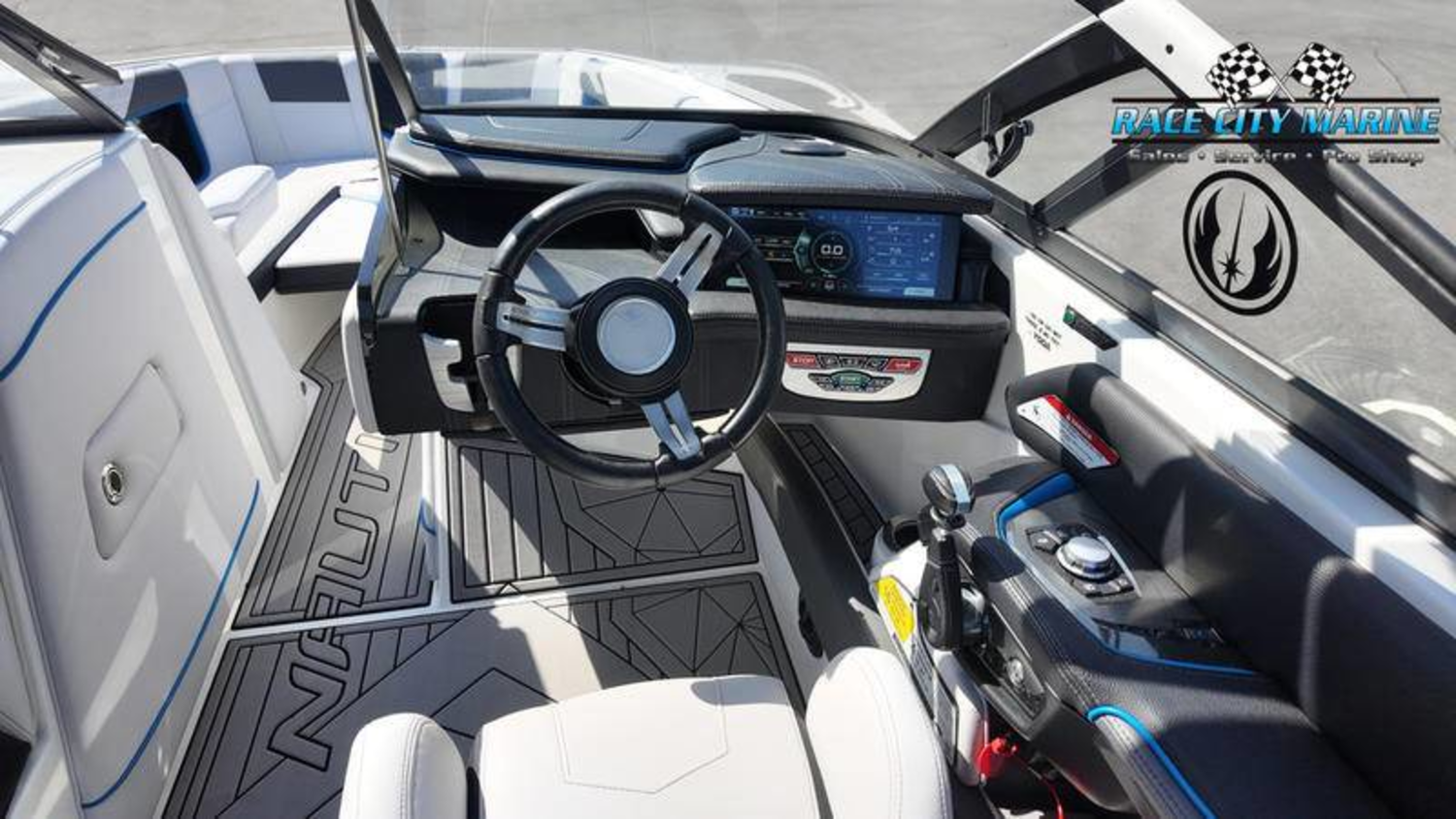 2018 Nautique G23