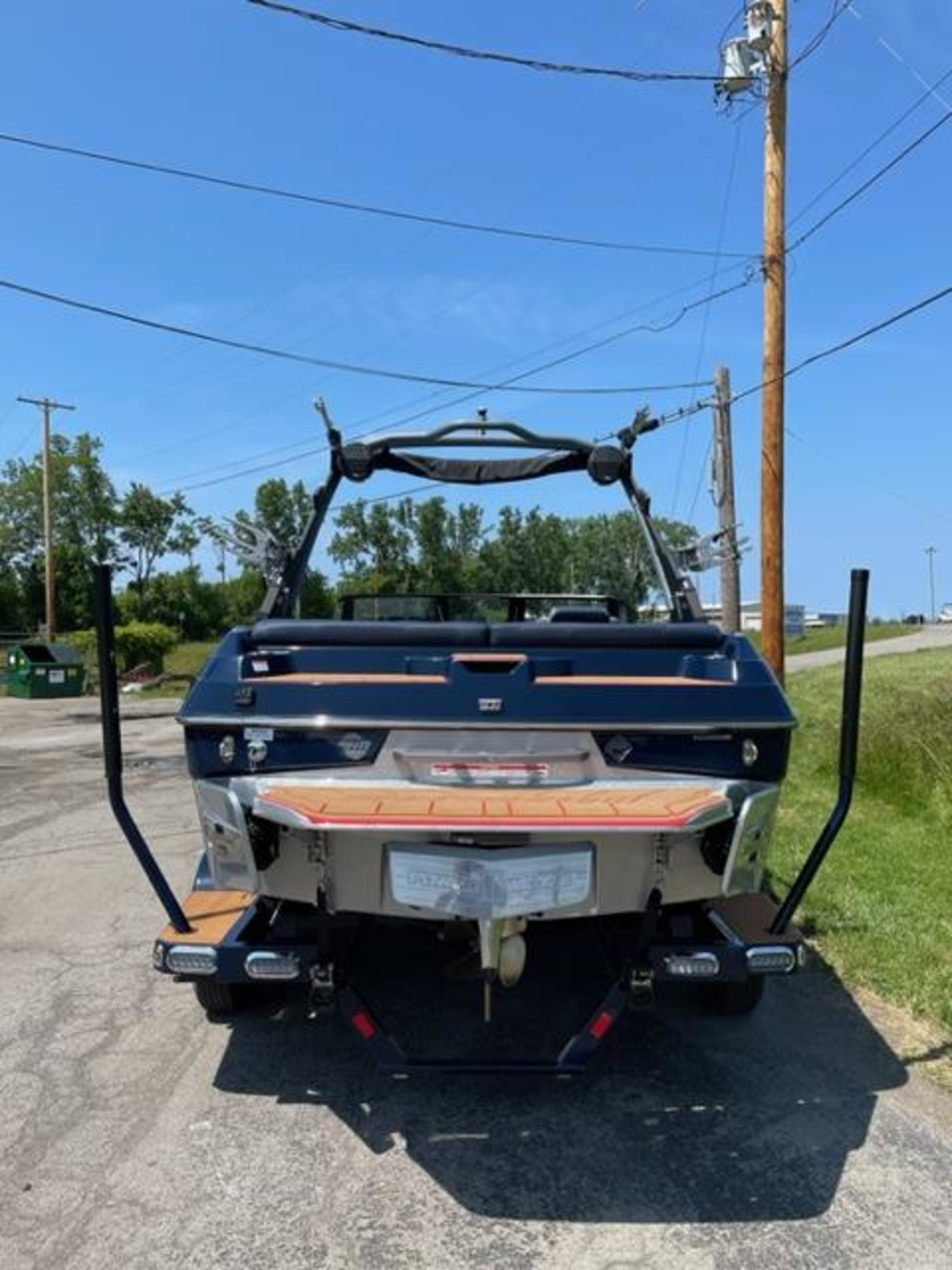 2023 Malibu Boats 20 VTX