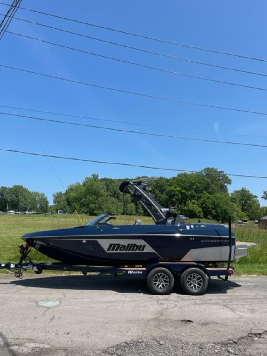 2023 Malibu Boats Wakesetter VTX for sale in , 