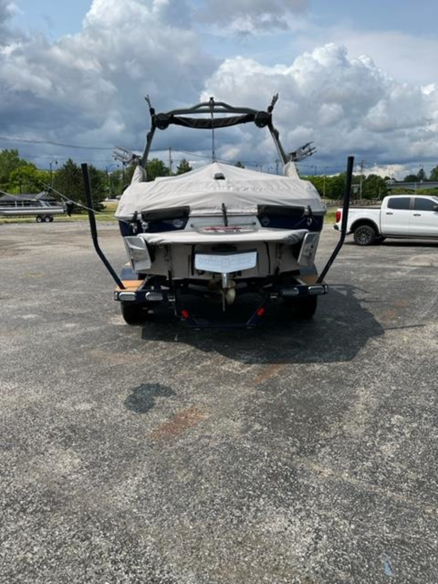 2023 Malibu Boats 20 VTX