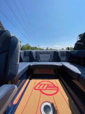 2023 Malibu Boats Wakesetter VTX for sale in , 