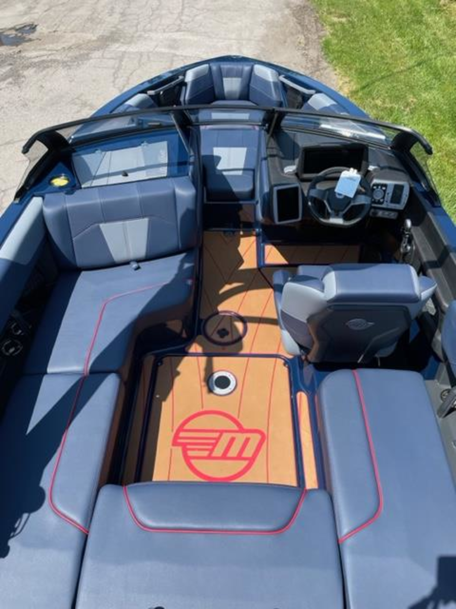 2023 Malibu Boats Wakesetter VTX for sale in , 