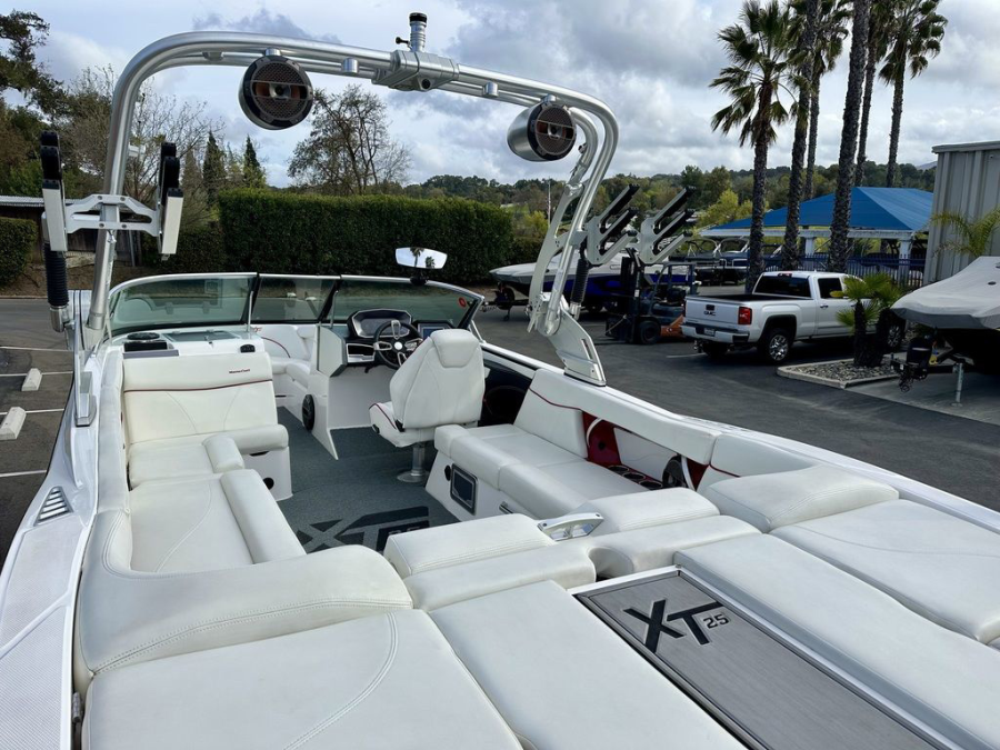 2020 Mastercraft Boats XT25 for sale in ATASCADERO, California