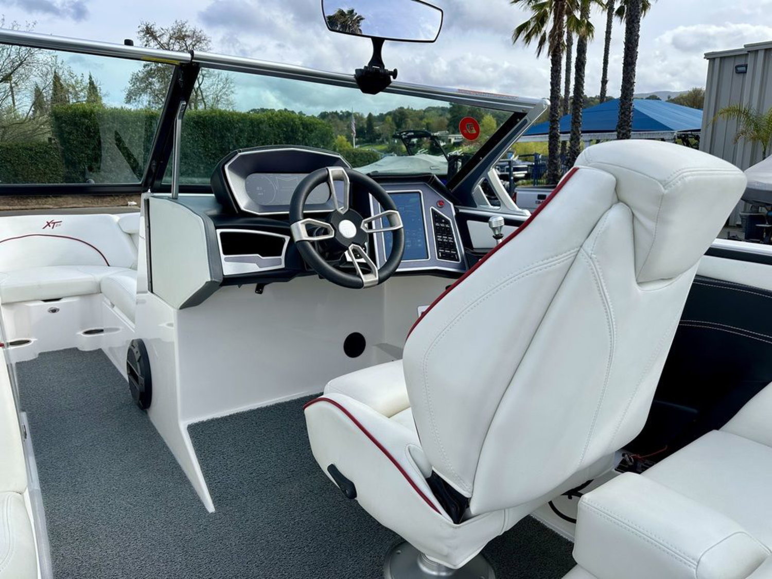 2020 Mastercraft XT25