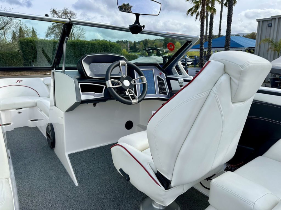 2020 Mastercraft Boats XT25 for sale in ATASCADERO, California