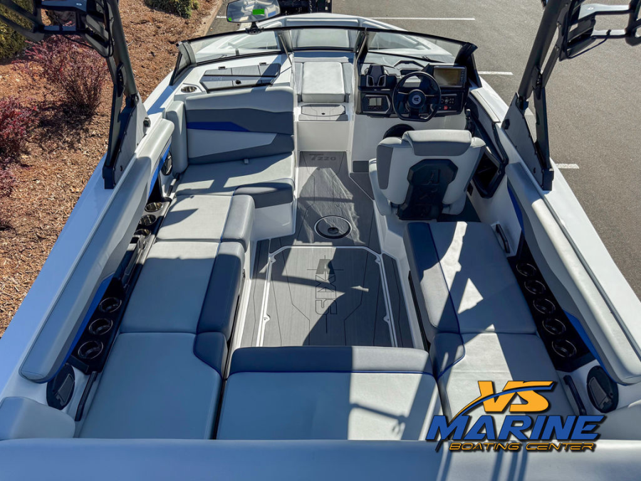 2025 Axis Boats T220 for sale in ATASCADERO, California