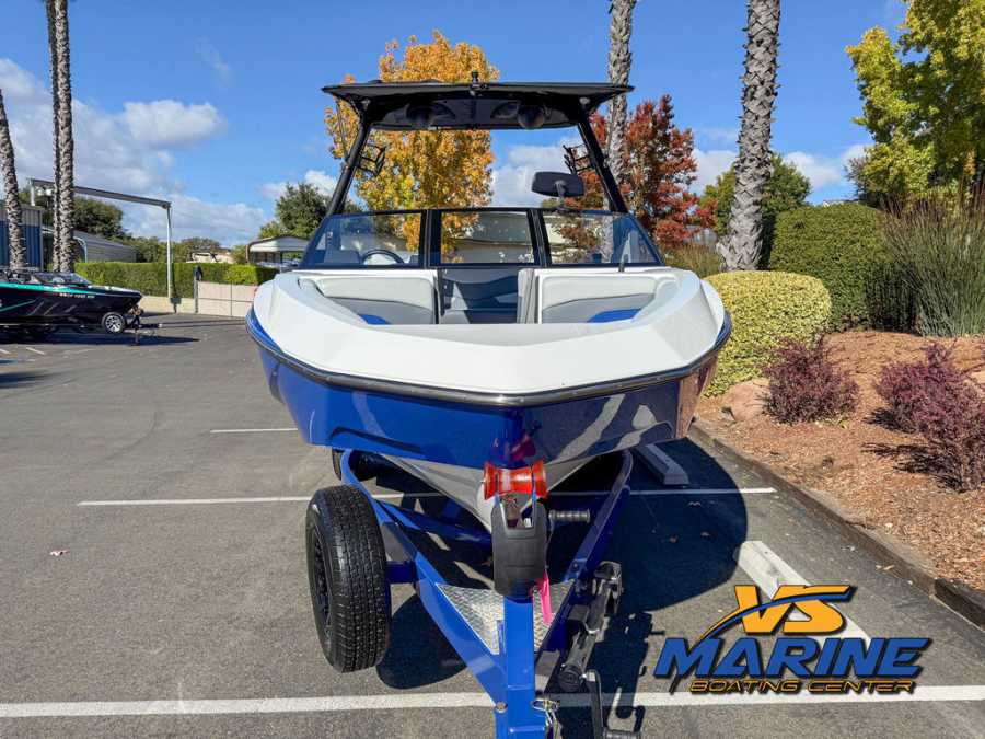 2025 Axis Boats T220 for sale in ATASCADERO, California