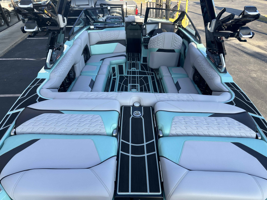 2025 Centurion Boats Ri230 for sale in , 