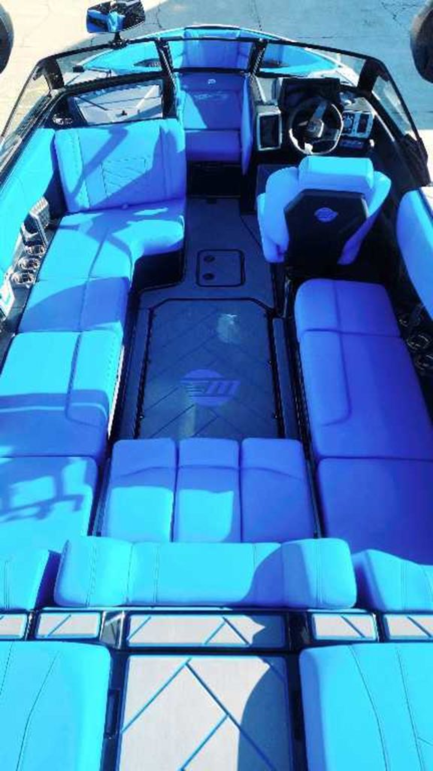 2024 Malibu Boats Wakesetter 23 LSV