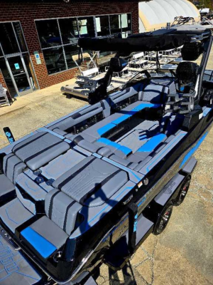 2025 Malibu Boats Wakesetter 25 LSV for sale in Greensboro North Carolina