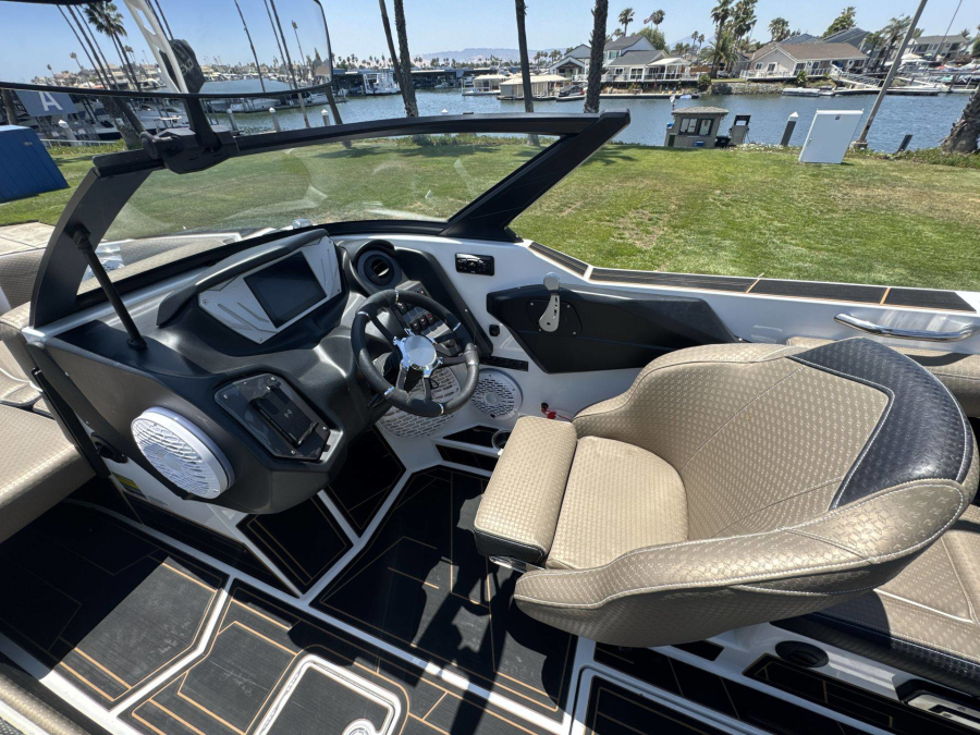 2025 Centurion Boats Nv233 for sale in Discovery Bay, California