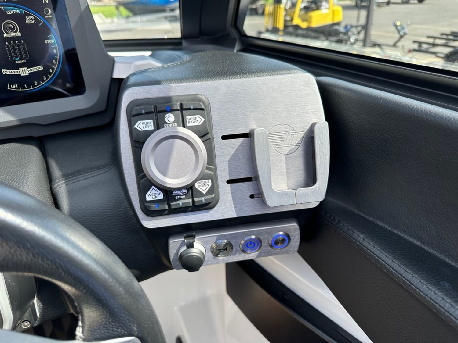 2022 Malibu Boats 22 LSV