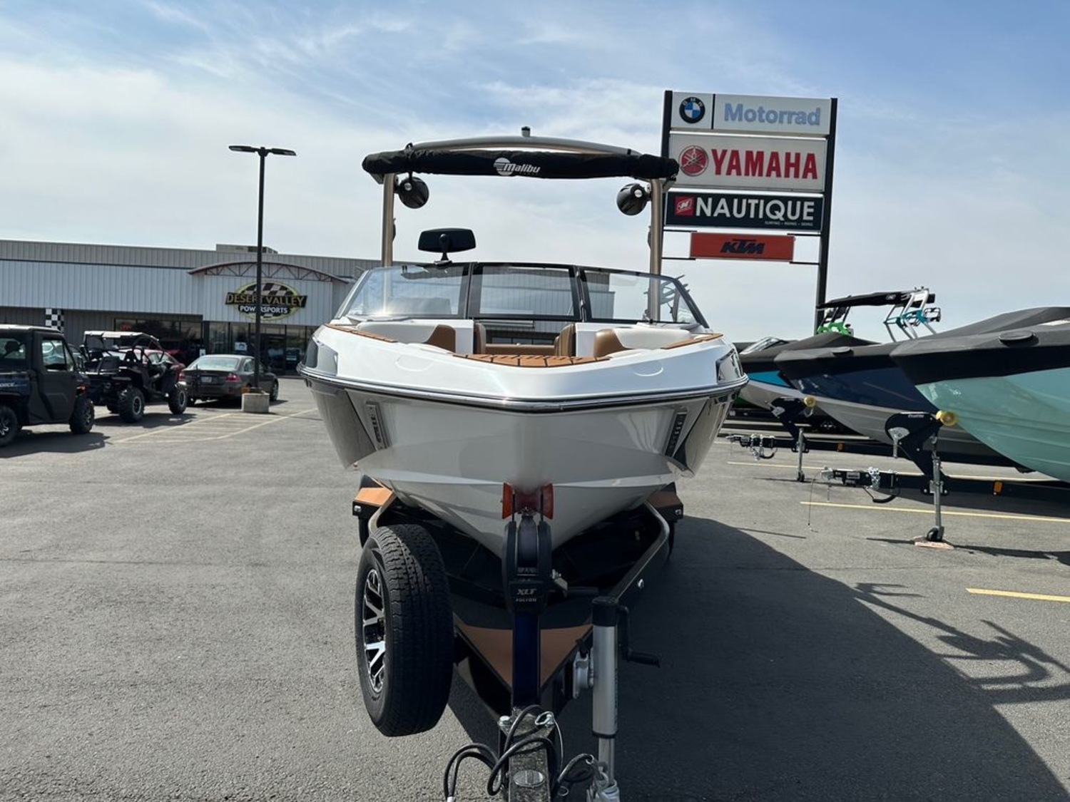 2022 Malibu Boats 22 LSV