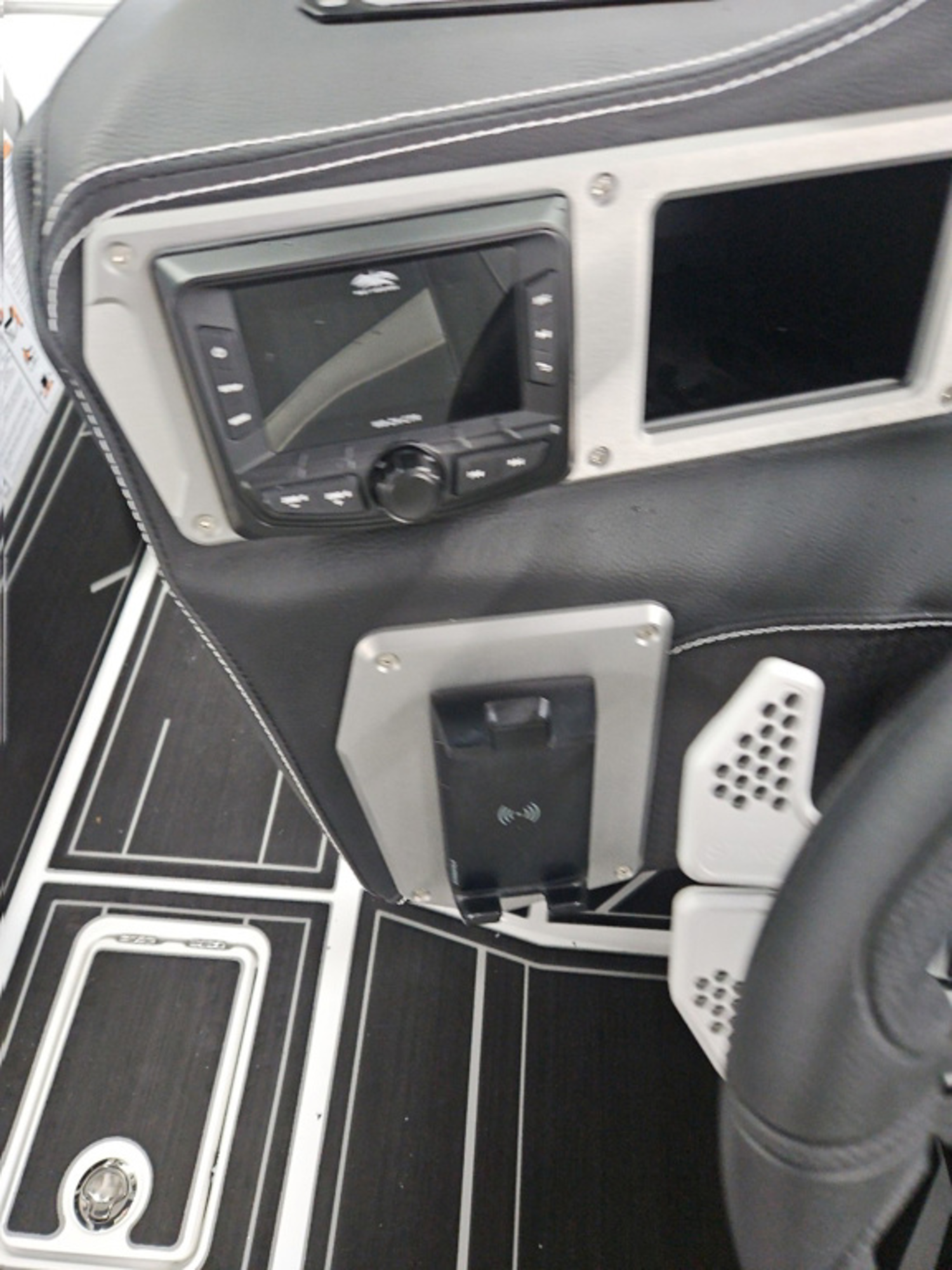 2025 Centurion NV213