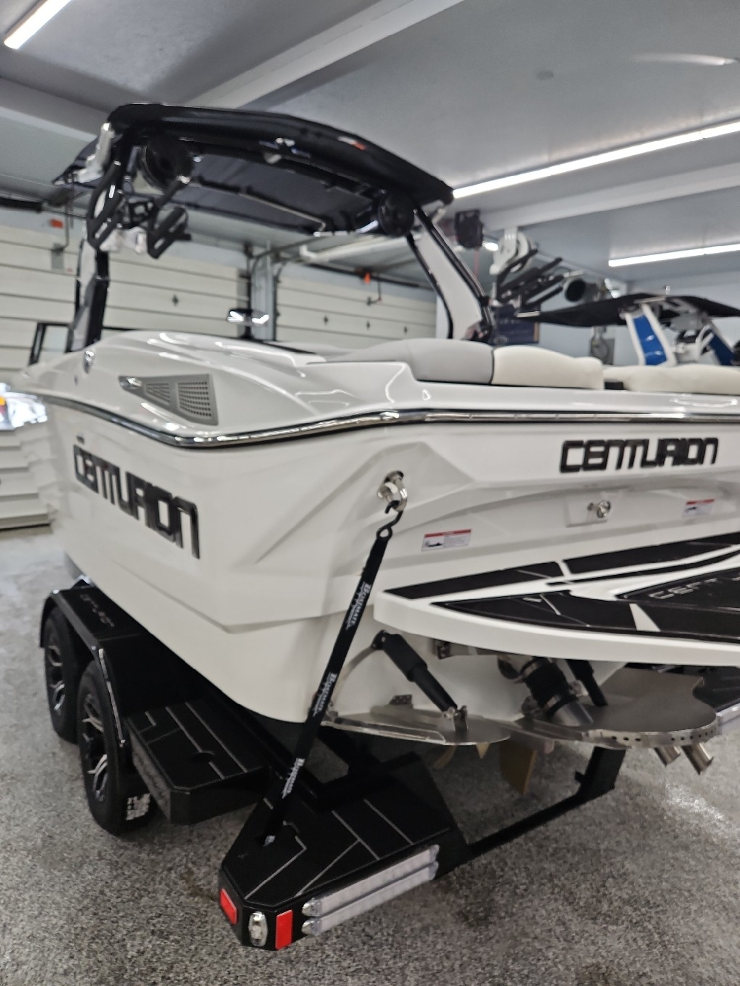 2025 Centurion NV213