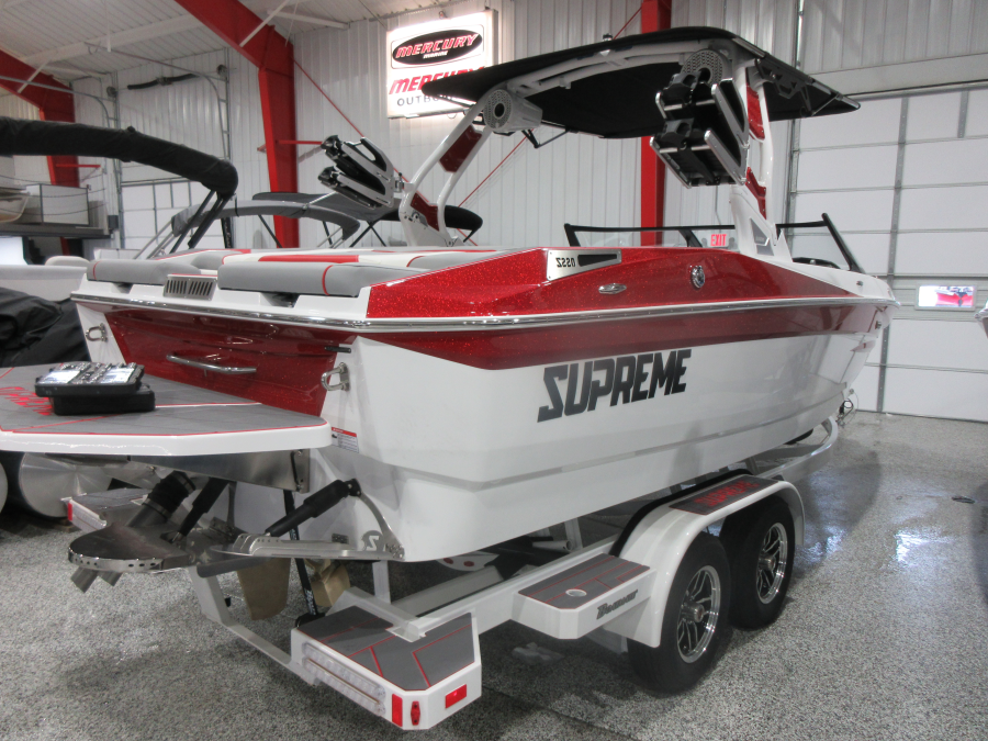 2024 Supreme Boats S220 for sale in Oconomowoc, Wisconsin