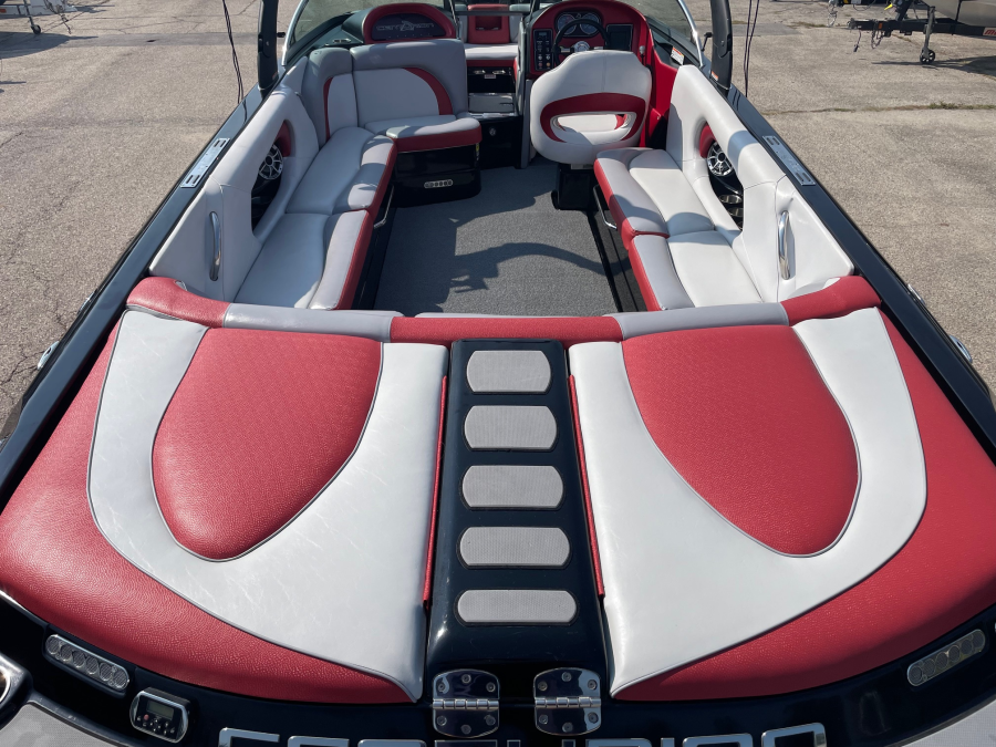 2013 Centurion Boats Enzo for sale in Oconomowoc, Wisconsin