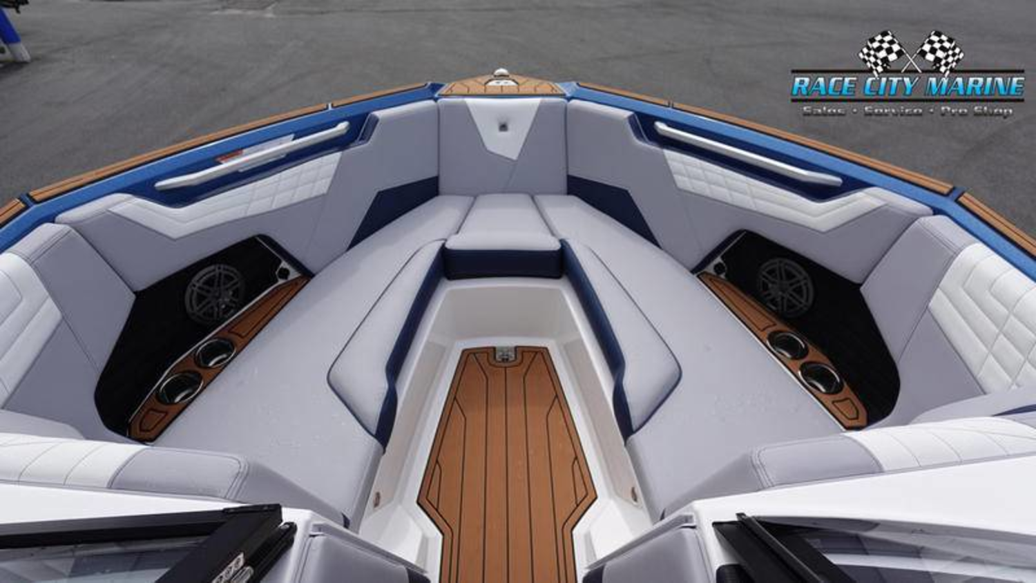 2025 Nautique S23