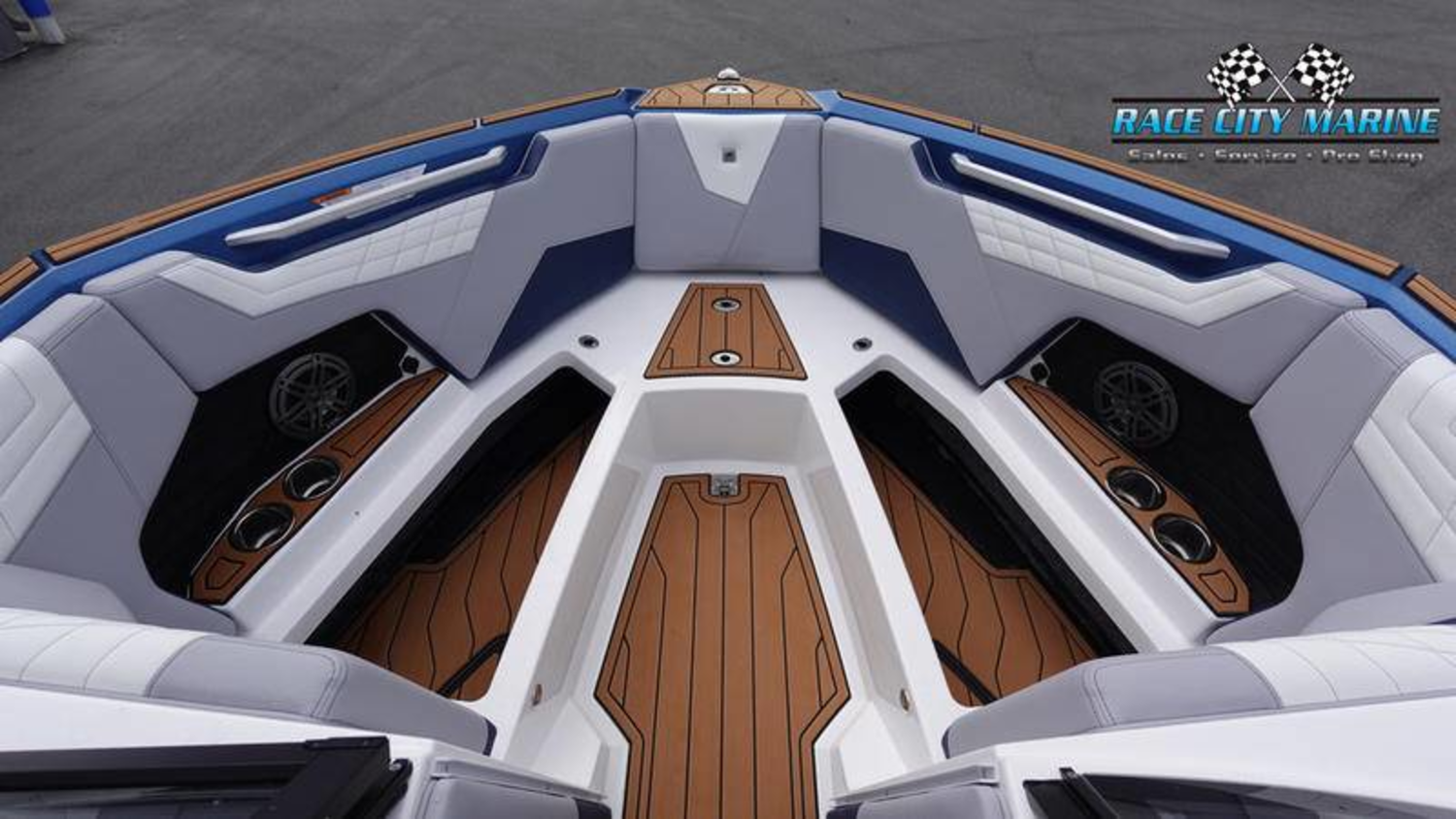 2025 Nautique S23