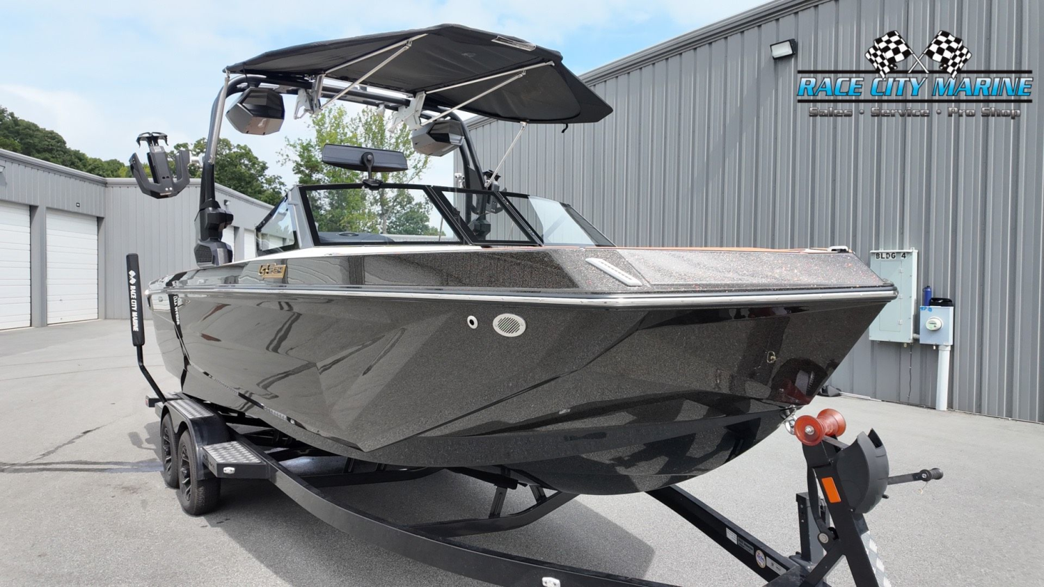 2025 Nautique GS24