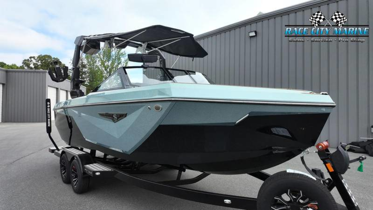 2025 Nautique S23