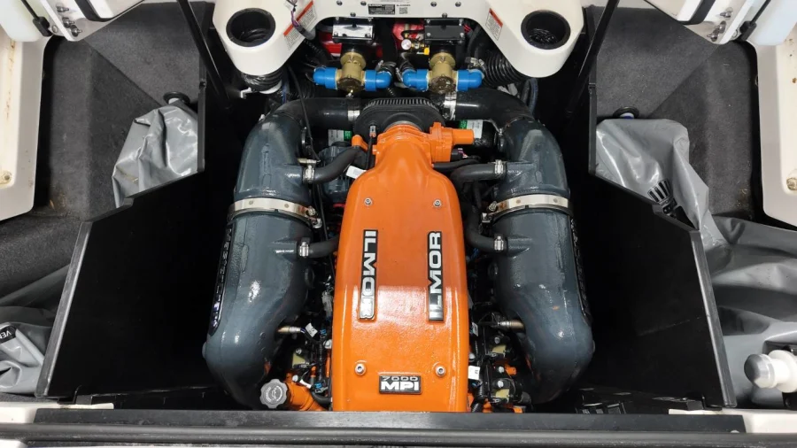 2019-mastercraft-x26-96102-image26