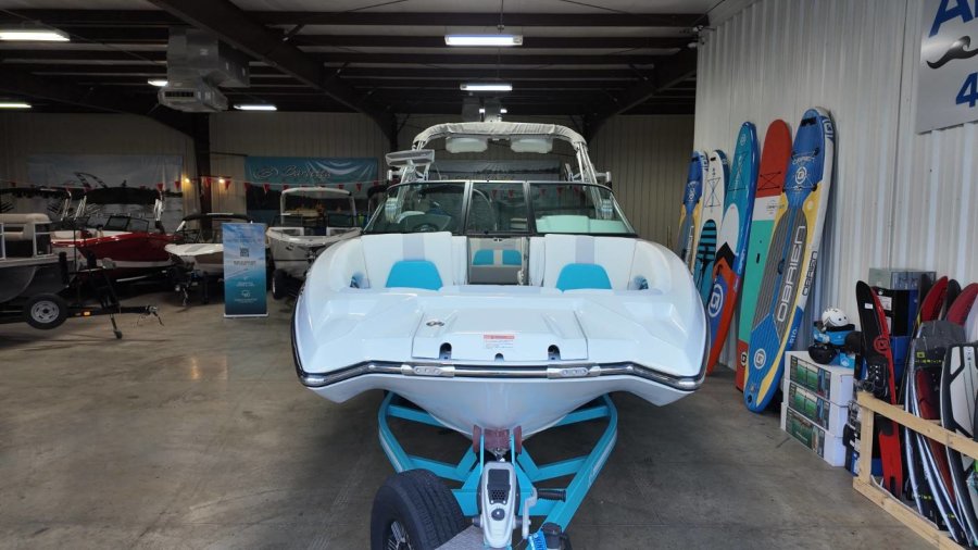 2019-mastercraft-x26-96102-image6