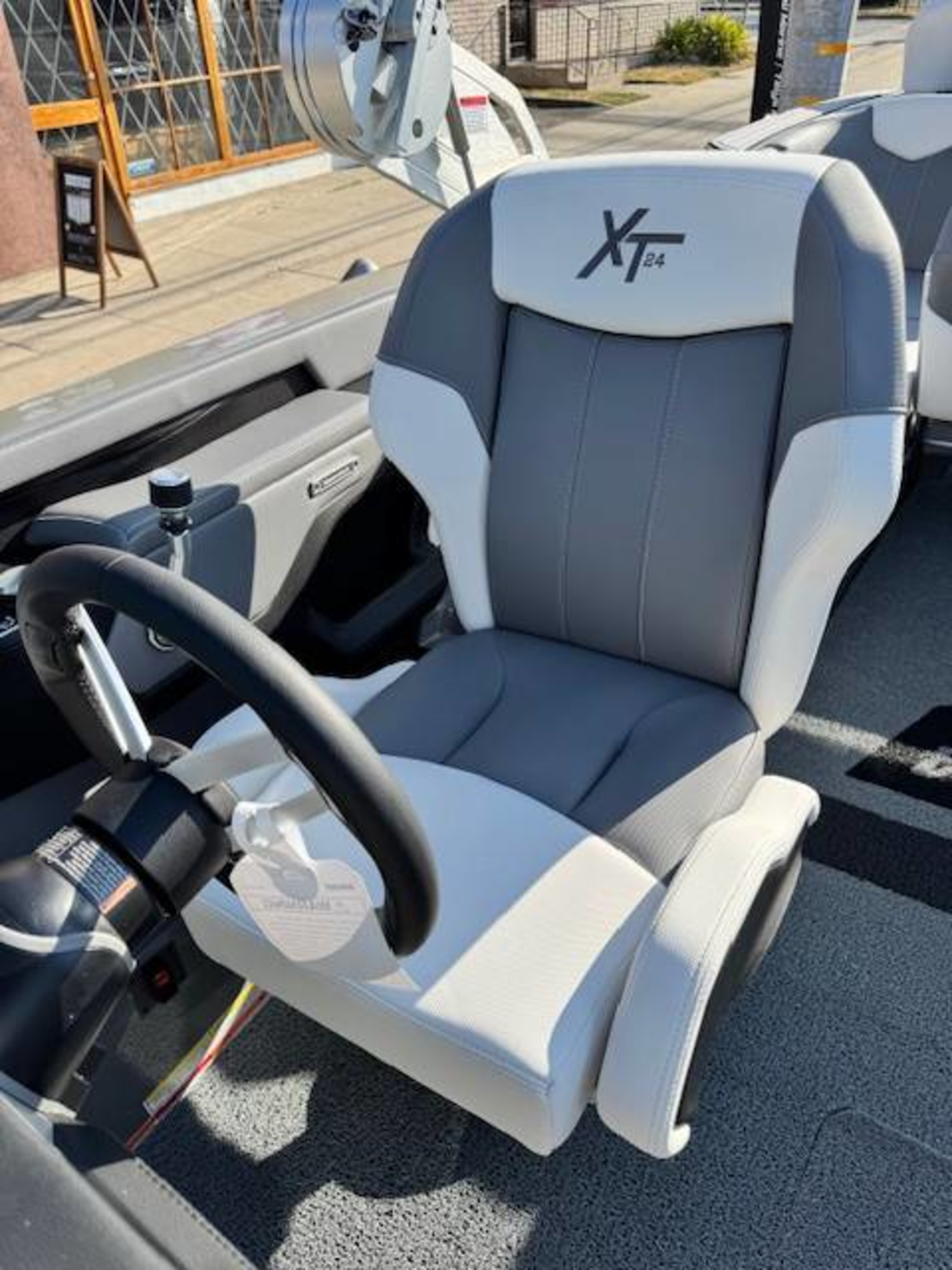 2025 MasterCraft XT24