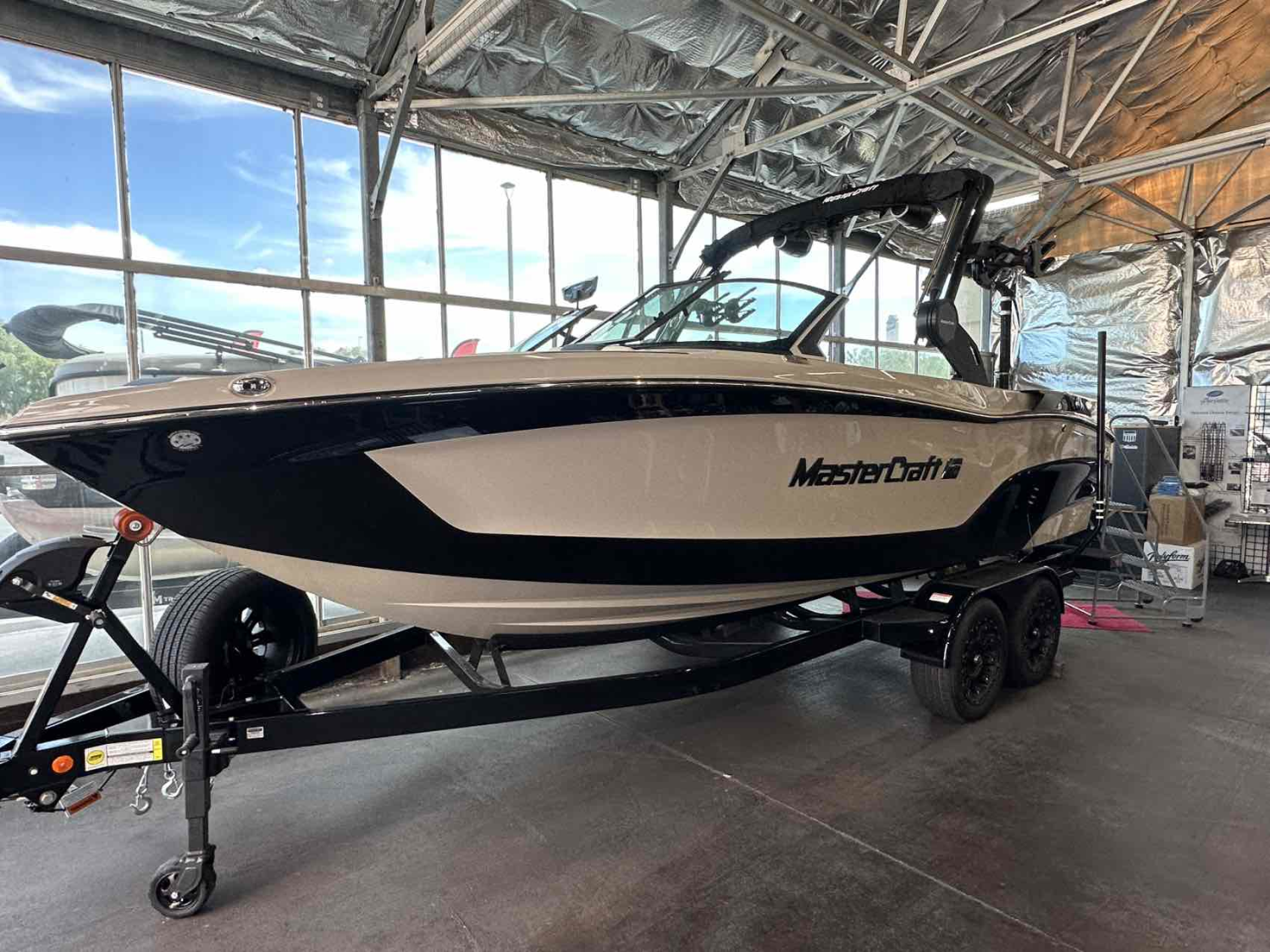 2025 MasterCraft XT22