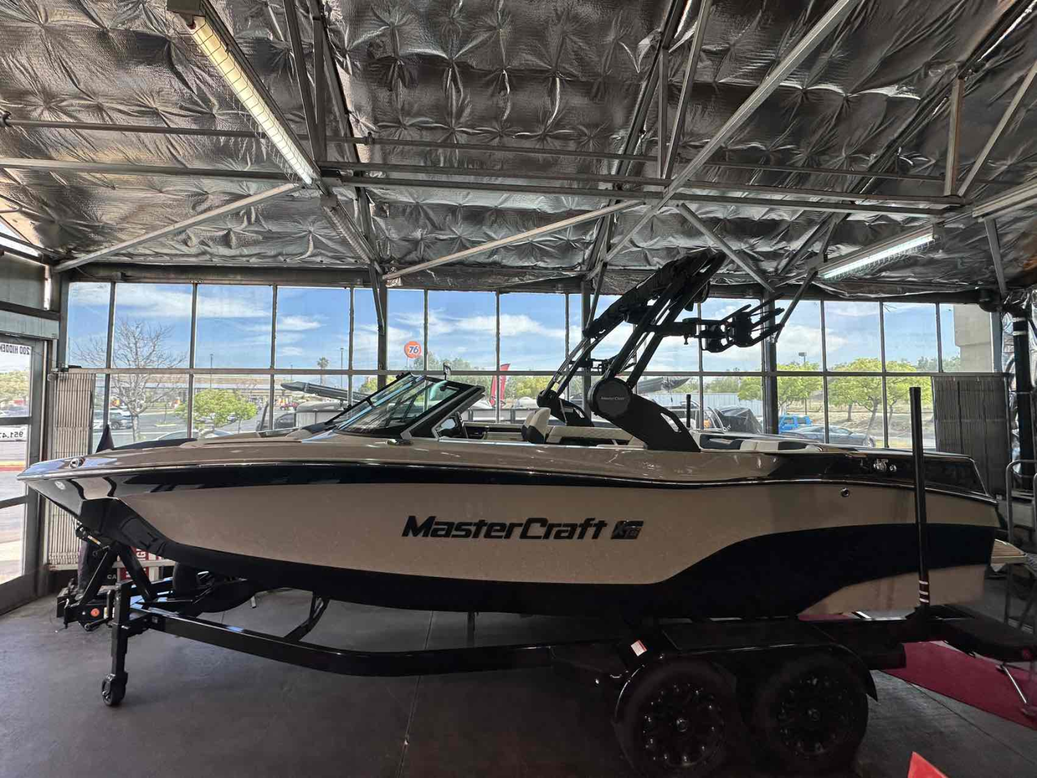 2025 MasterCraft XT22