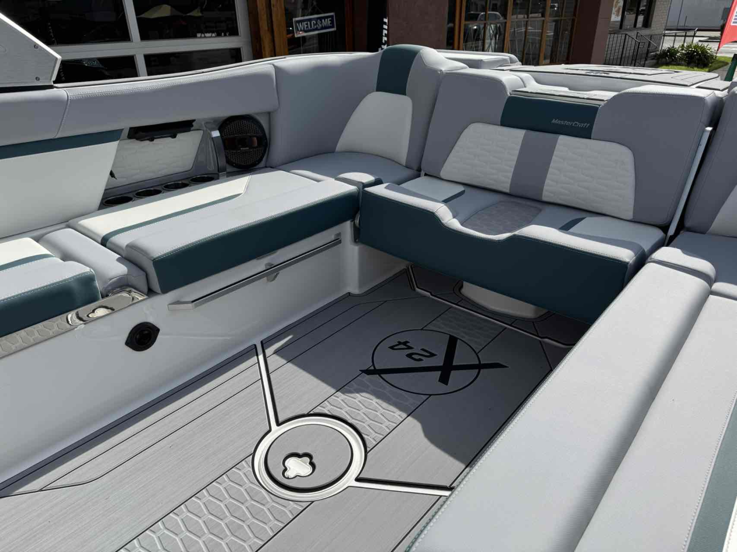 2025 MasterCraft X24